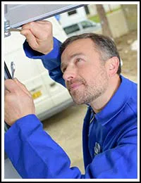 Los Angeles Garage Door Service  Los Angeles, CA 323-597-3754 - gr-emg-01